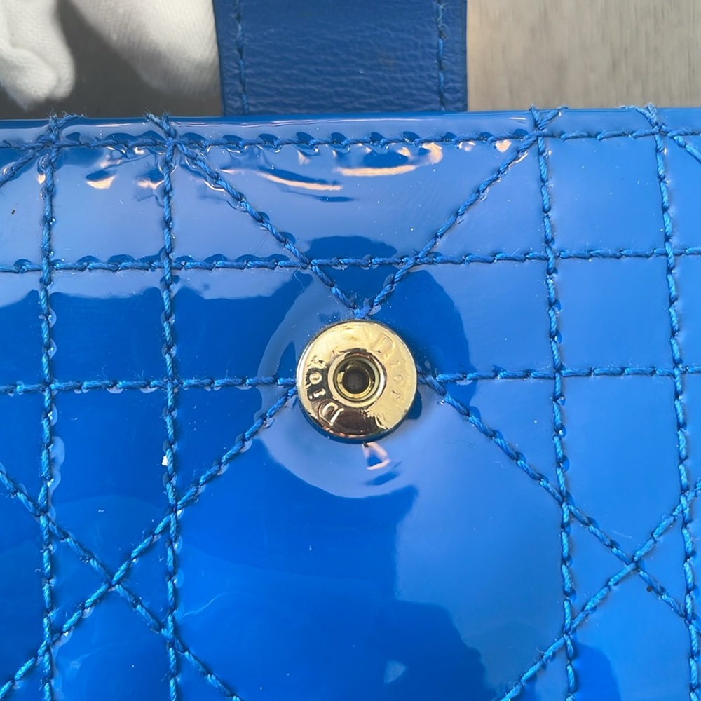 ❌SOLD❌ Dior Blue Cannage Patent Leather Zip Around Bifold Wallet - Picture 15 of 15